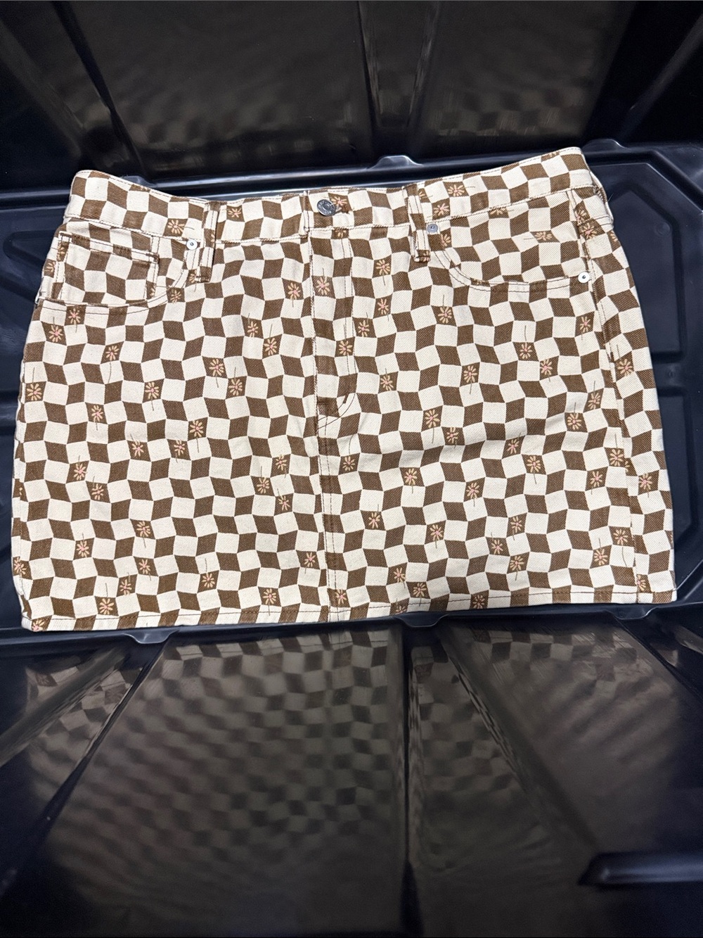 Madewell Brown & White Checkered Mini Skirt with daisies
